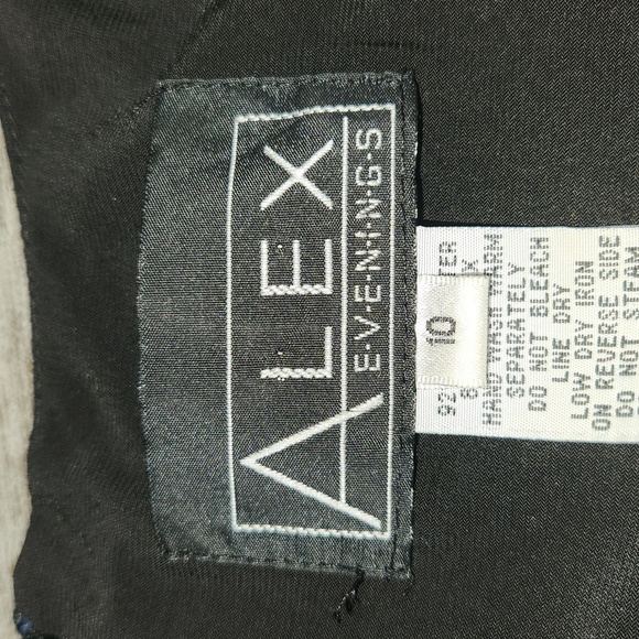 ALEX EVENINGS BLACK PARTY DRESS.     SIZE 10 RHINESTONE SHOULDER - Picture 12 of 13